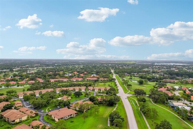 Building Photo - 5793 Avista Dr