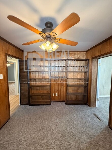 Building Photo - 3380 Mary Dr