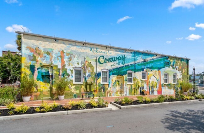 Building Photo - 1114 Temple St