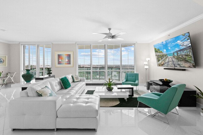 Building Photo - 3610 Gardens Pkwy