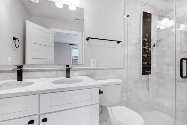 Building Photo - 5226 11th St NE