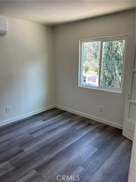 Building Photo - 1257 Velasco St