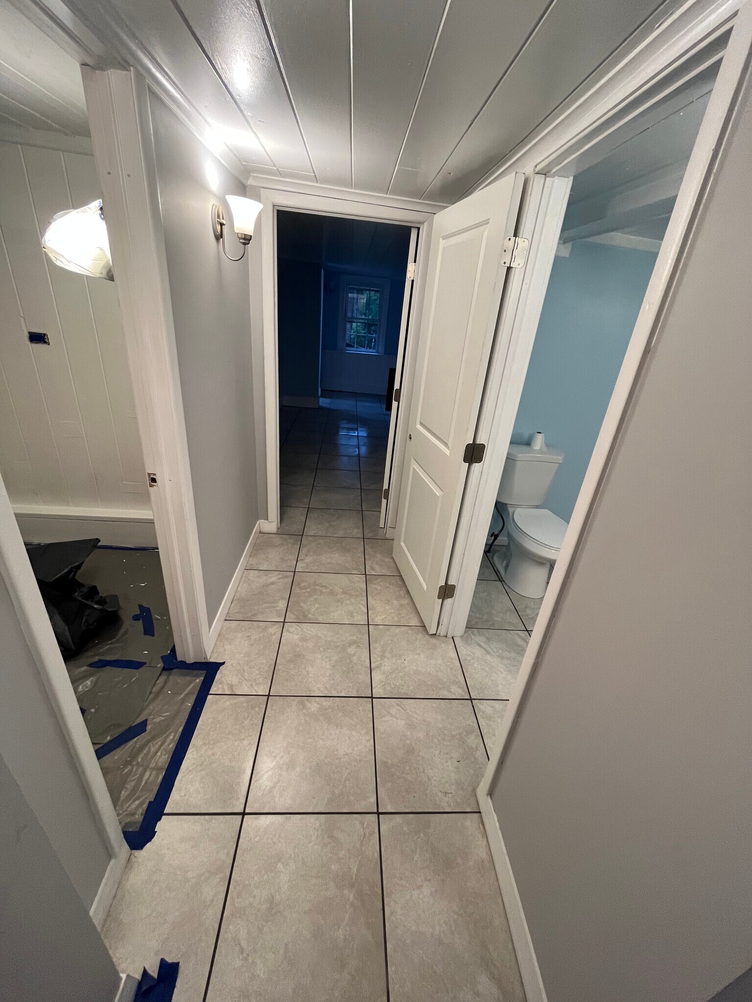 Building Photo - 8 Dixon Ln