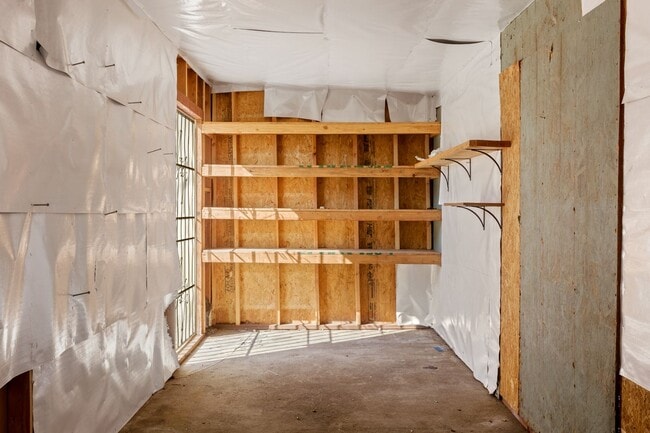 Building Photo - 13359 Filmore St