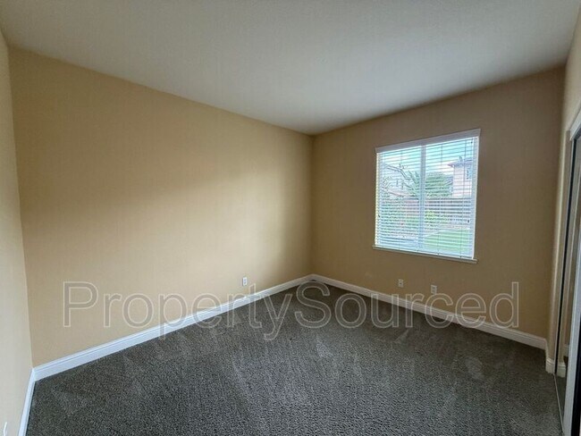 Building Photo - 17808 Daffodil Hill St