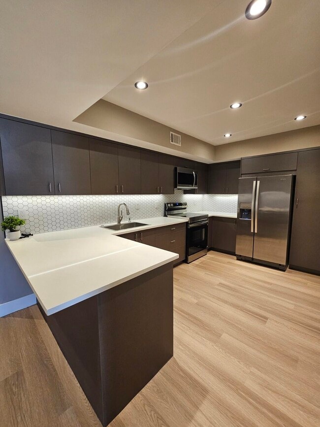 Building Photo - 3190 Leewood Terrace