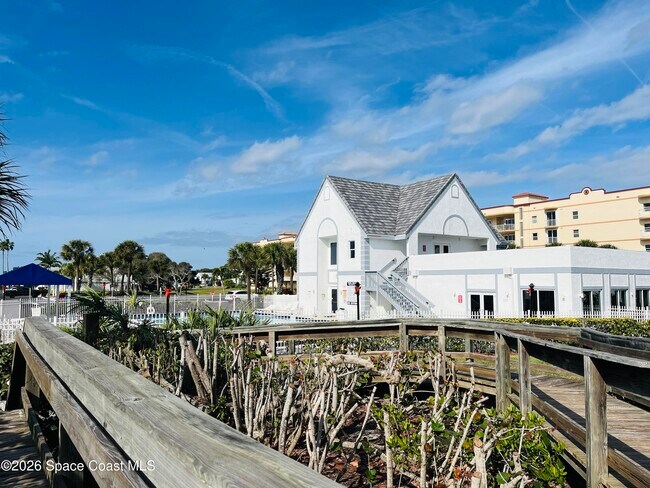 Building Photo - 625 Ocean Park Ln