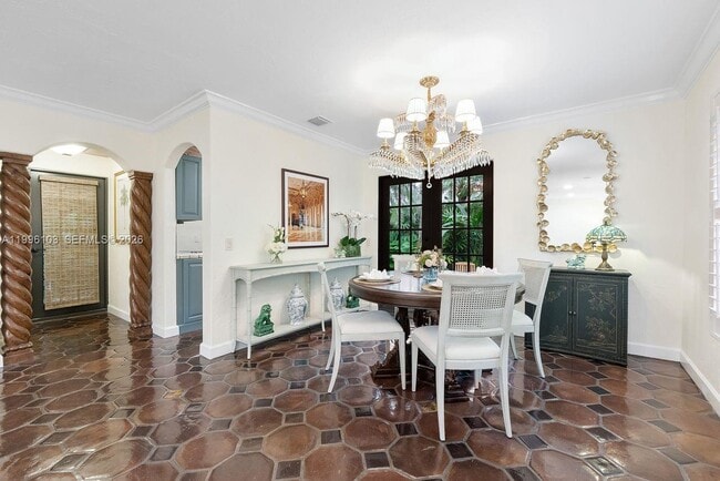 Building Photo - 226 Chilean Ave