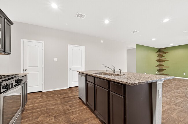 Building Photo - 14739 Blackbrush Mnr
