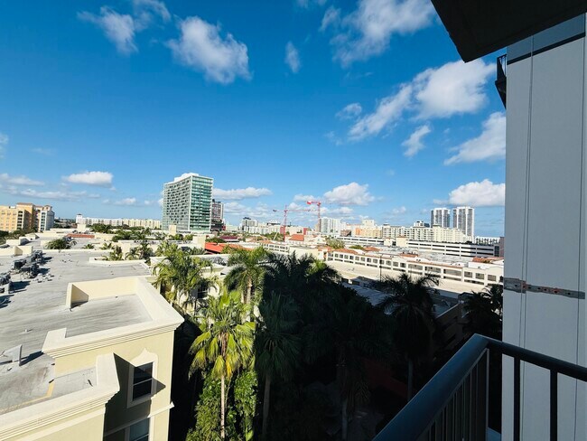 Building Photo - 651 Okeechobee Blvd