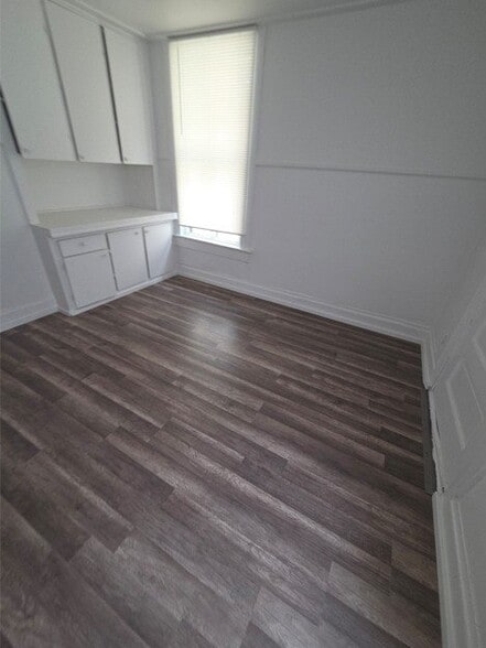 Building Photo - 1035 2nd St