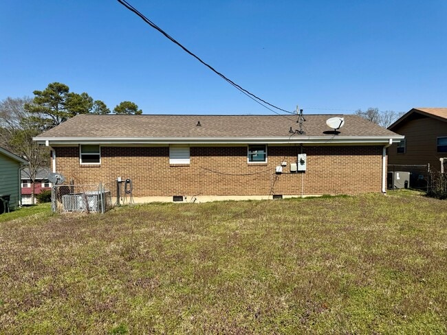 Building Photo - 1412 Carousel Rd