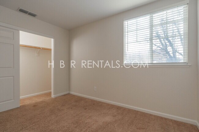 Building Photo - Bethany Village Mountain House Move-In Ready 3-Bed, 2.5-Bath