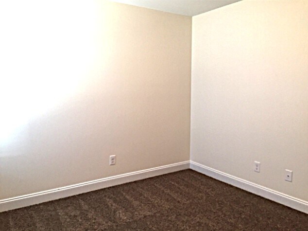 Building Photo - 452 Brick Kiln Dr