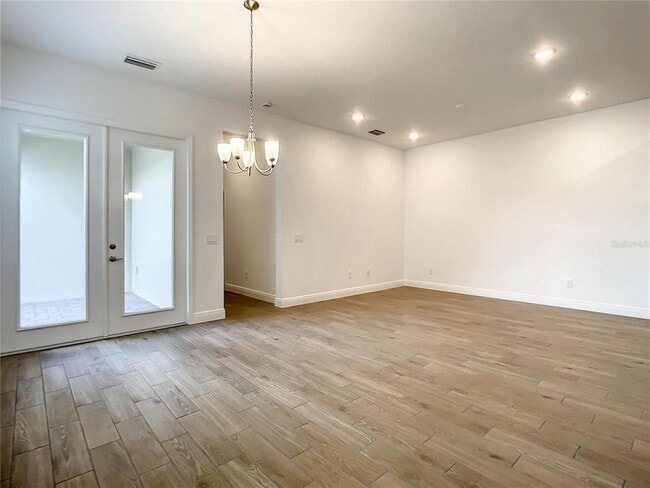 Building Photo - 652 Kimber Ln