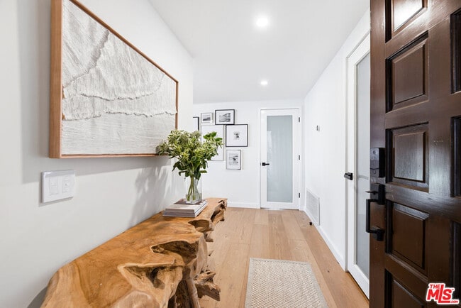 Building Photo - 18055 Coastline Dr