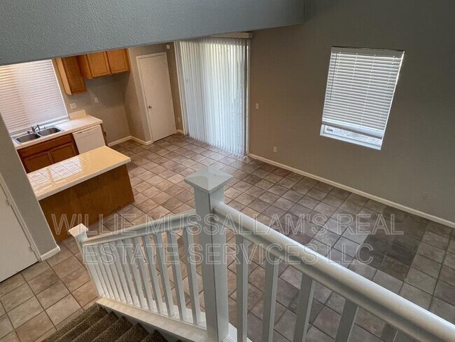 Building Photo - 4117 Rogers Canyon Rd