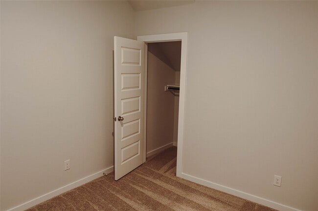 Building Photo - 8534 Blueberry Ash St