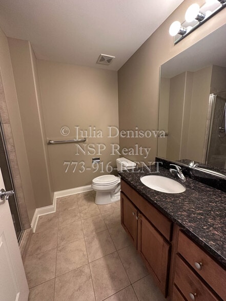 Building Photo - 1 Itasca Pl