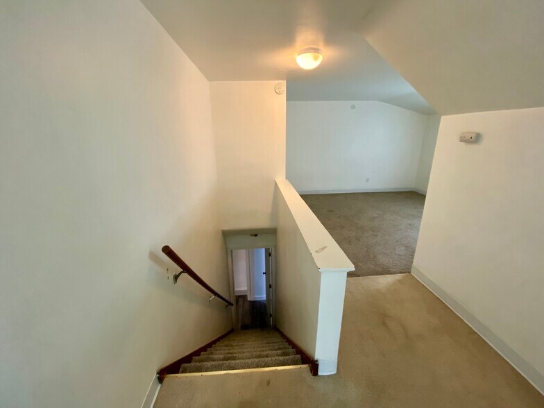 Upstairs bedroom - 1233 E Cork St