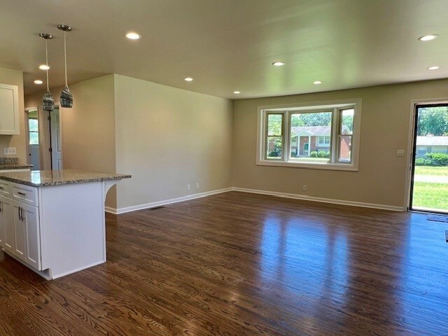 Building Photo - 117 Gates Dr