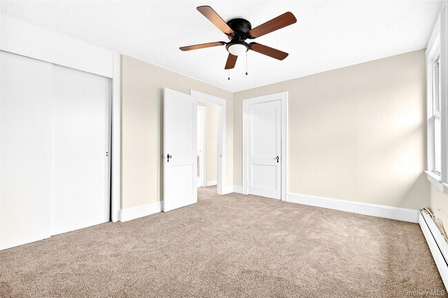 Building Photo - 98 S Main St