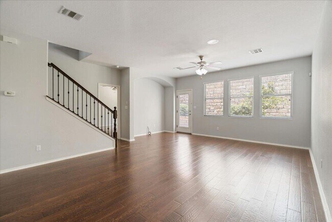 Building Photo - 15 Stone Terrace Dr