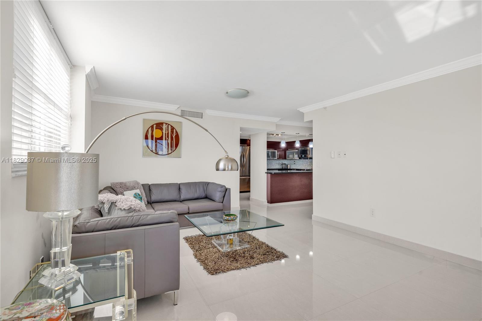 Building Photo - 1623 Collins Ave