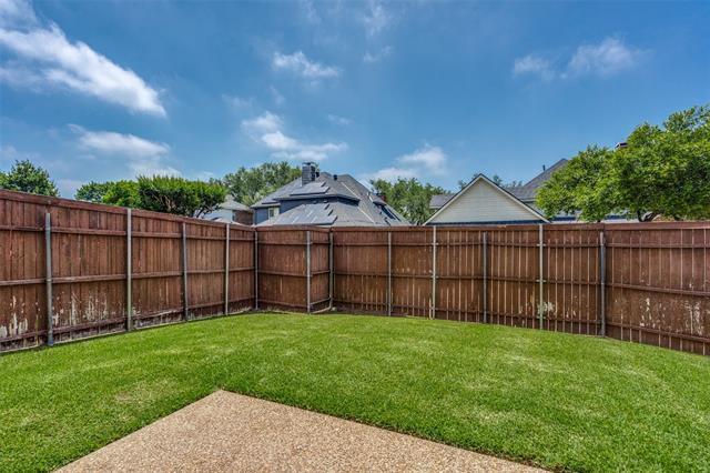 Building Photo - 4612 Old Pond Dr
