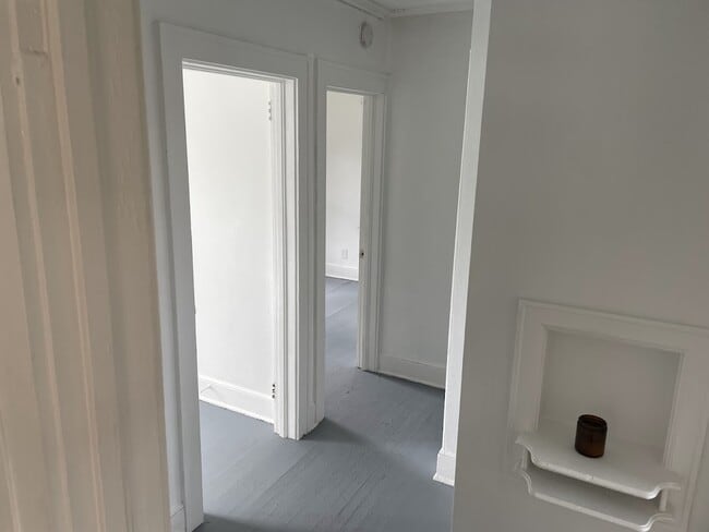 Building Photo - 1105 11th Ave