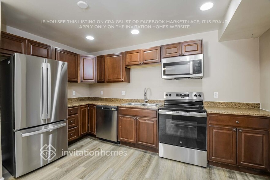 Building Photo - 1640 Ruth Dr