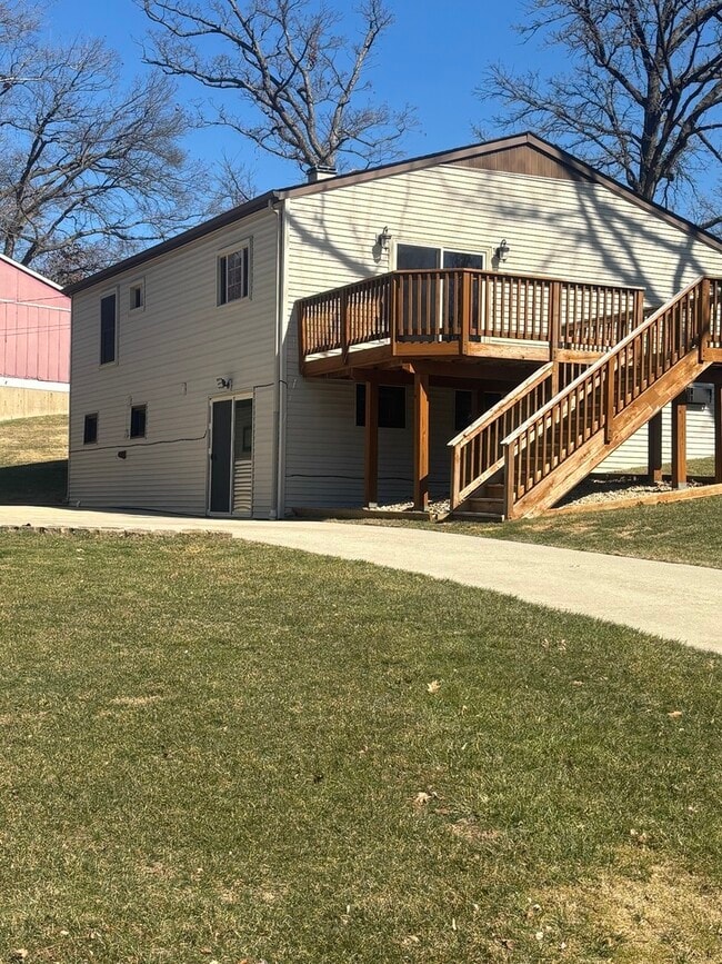 Building Photo - 7718 Butternut Ct