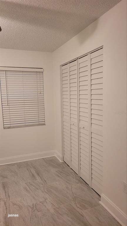 Building Photo - 349 S McMullen Booth Rd