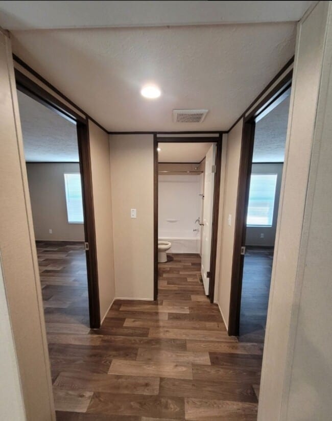 Building Photo - 39 Sunnybrook Ln