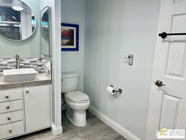 Building Photo - 73450 Country Club Dr