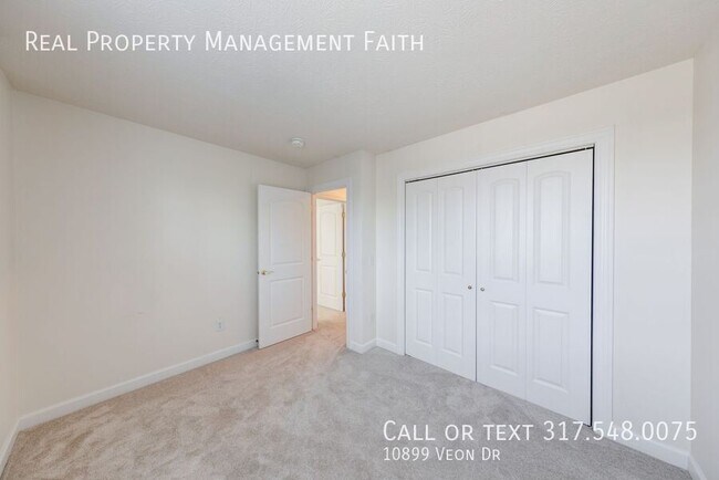 Building Photo - 10899 Veon Dr