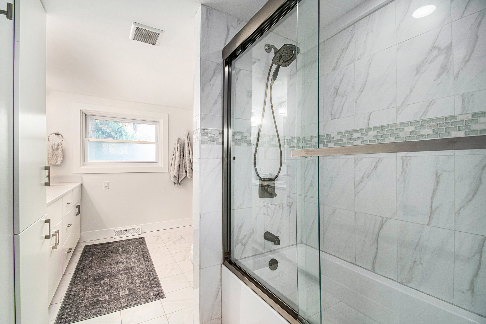 Building Photo - 1155 Carpenter Ave NW