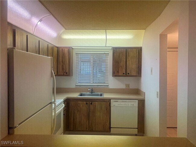 Building Photo - 4306 27th Ct SW