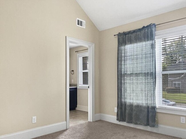 Building Photo - 8614 Crenshaw Dr