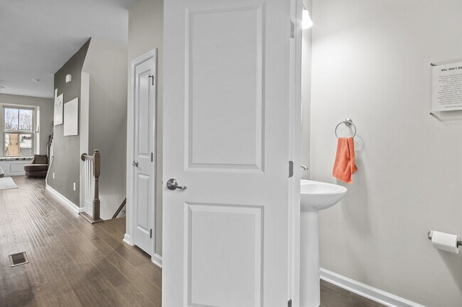 Building Photo - Elevated Old Town Ashburn Living: A Four-L...