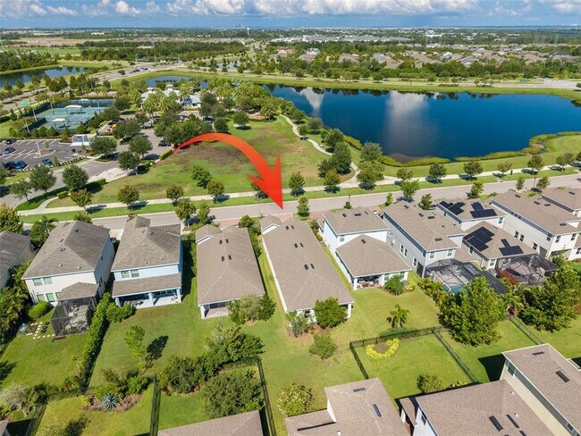 Building Photo - 7222 Paradiso Dr
