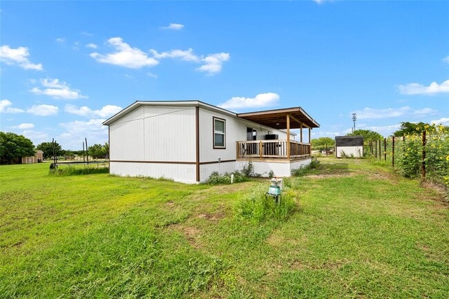 Building Photo - 360 Shady Oaks Dr