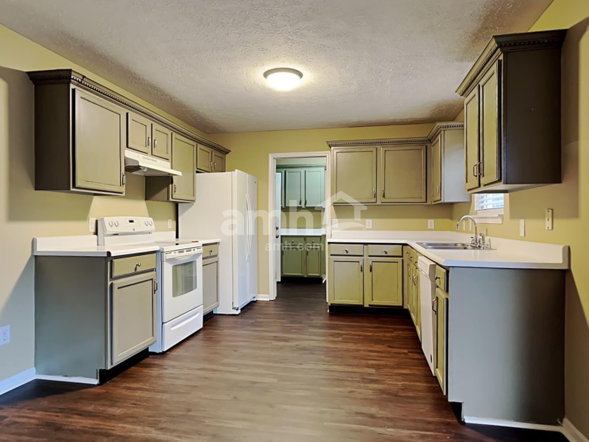 Building Photo - 10755 Talisman Dr