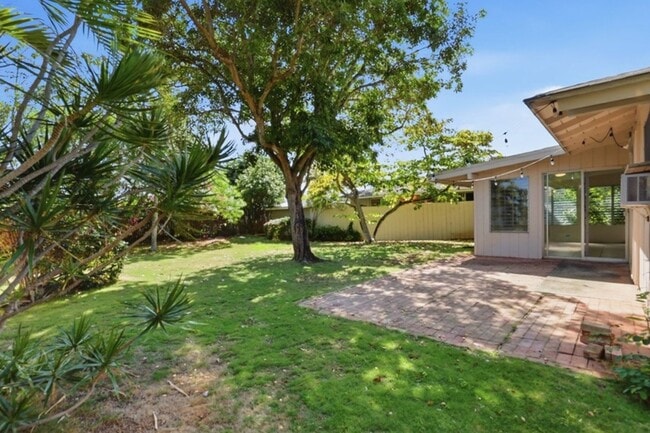 Building Photo - Fantastic 3 Bedroom, 2 Bath in Kailua