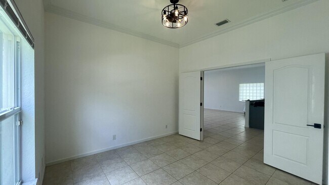 Building Photo - 110 Newberry Ln