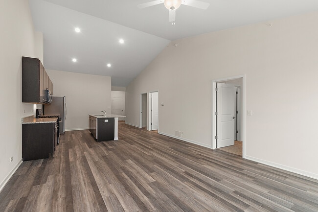 Building Photo - 11 Apollo Ct