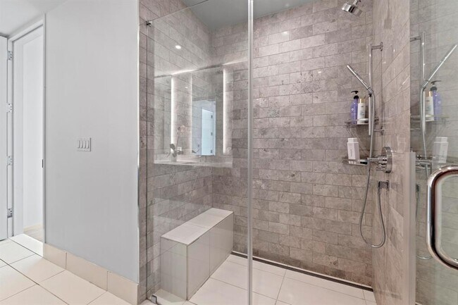 Building Photo - 301 West Ave