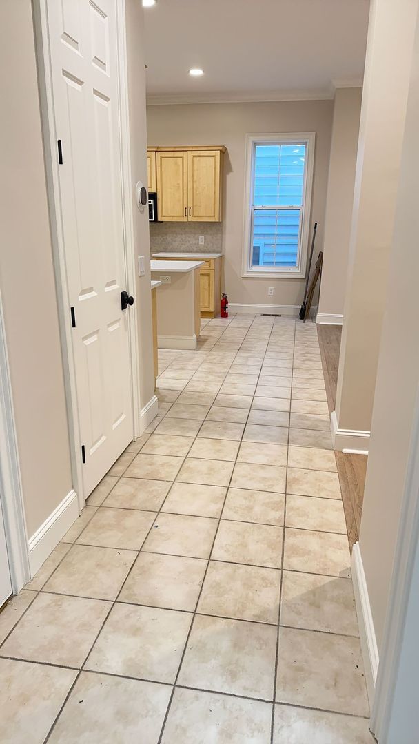 Building Photo - Newly Remodeled Home- Mid-Island Hilton Head