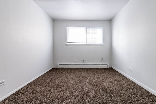 Building Photo - 8901 S Cottage Grove Ave Chicago, IL 60619