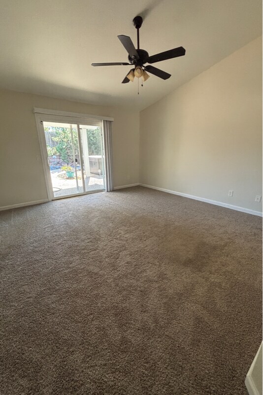 Building Photo - 1425 New England Dr
